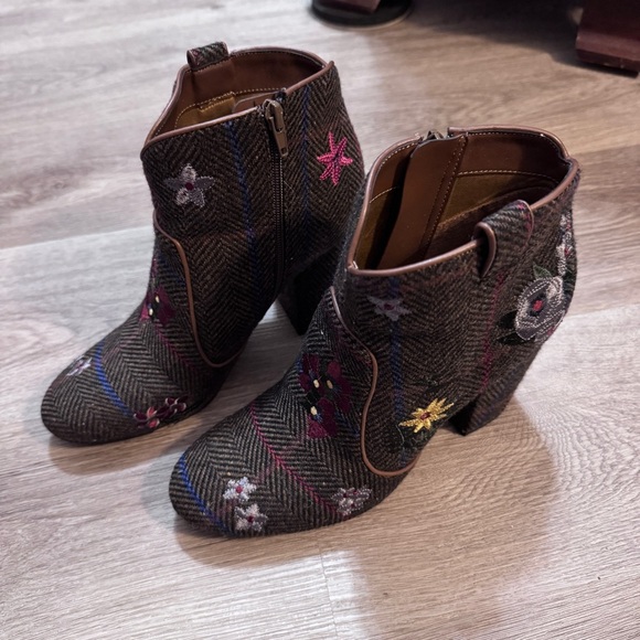 Indigo Road Juke Brown Booties Medium Fabric Floral Embroidery Women’s 10 - Picture 7 of 9